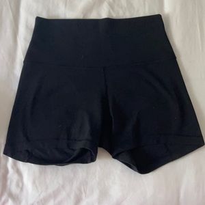 NWOT. Lululemon Align Biker Shorts 4” Inseam
